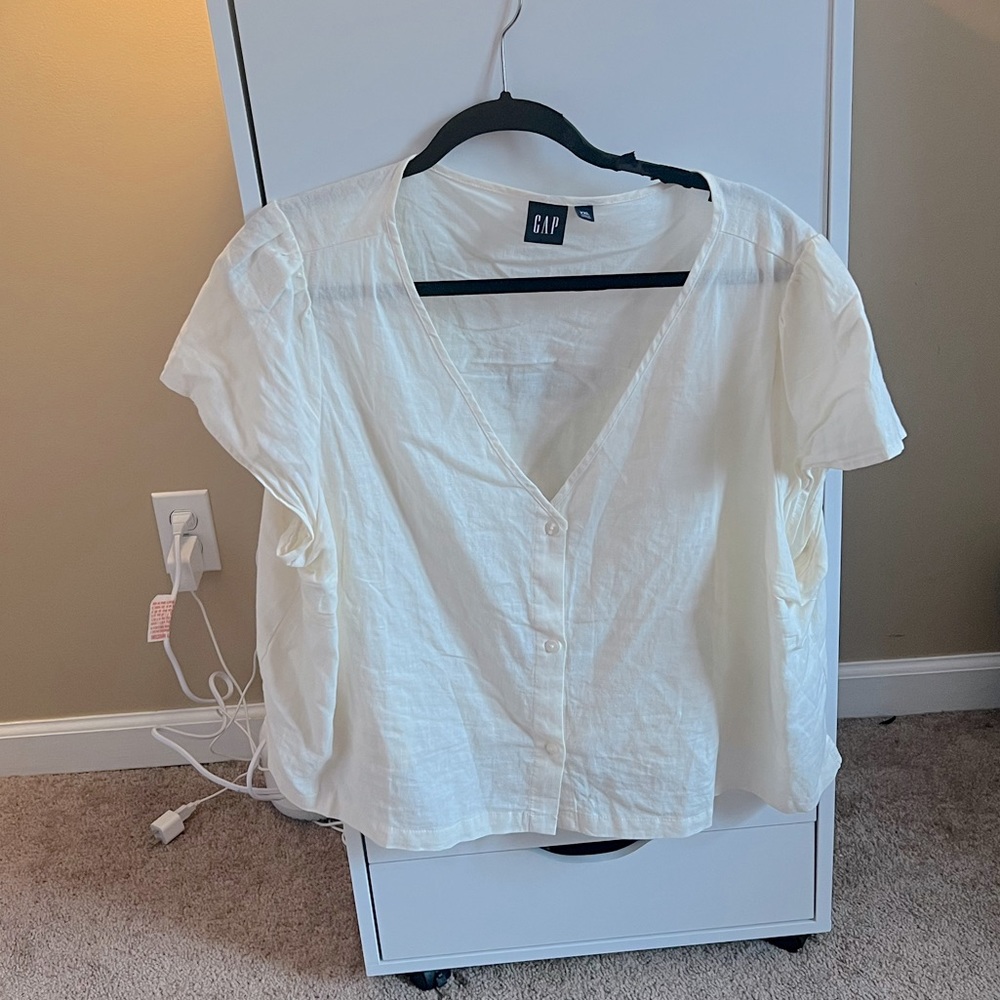 XXL Gap White Linen Blend V-Neck Short Sleeve Button Up
